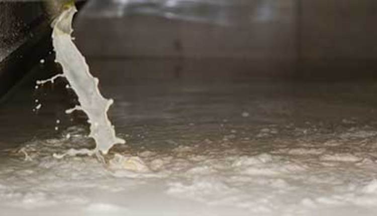 milk flowing